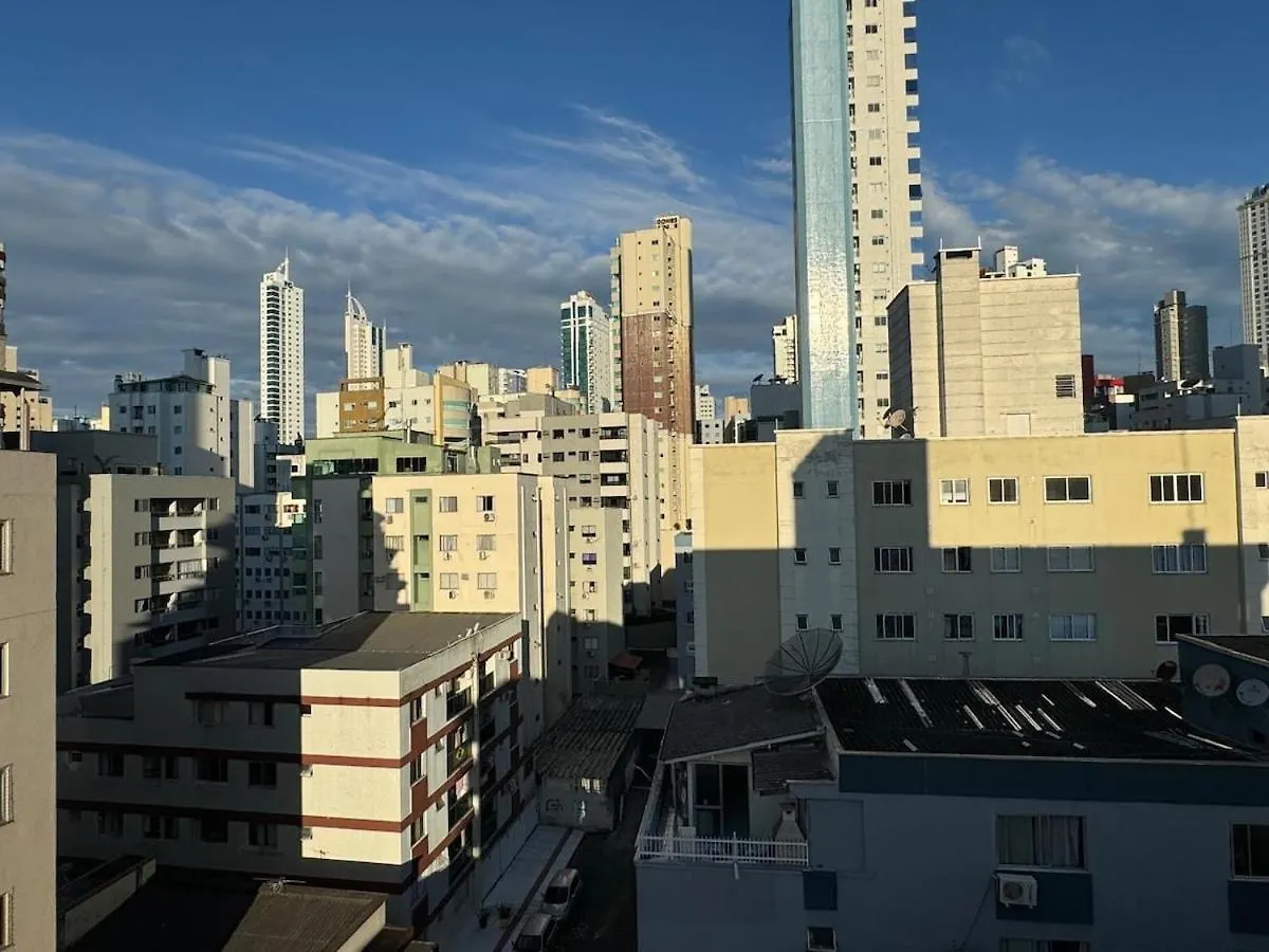 Balneário Camboriú Apartamento 2 Quartos Com Ar-Condicionado, Sacada Com Churrasqueira No Centro